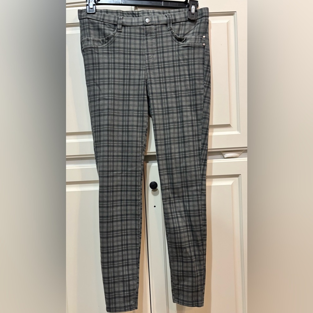 Women’s Gray Plaid Pants - stretch